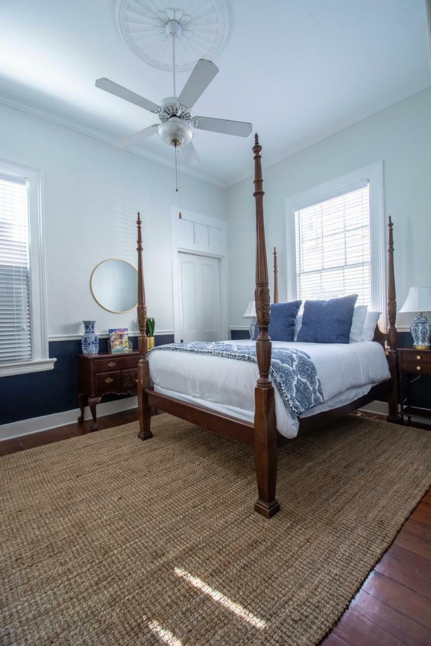 Daybed With Trundle In The Beautiful Ashley Inn 4 Blocks From King St Чарльстон Экстерьер фото