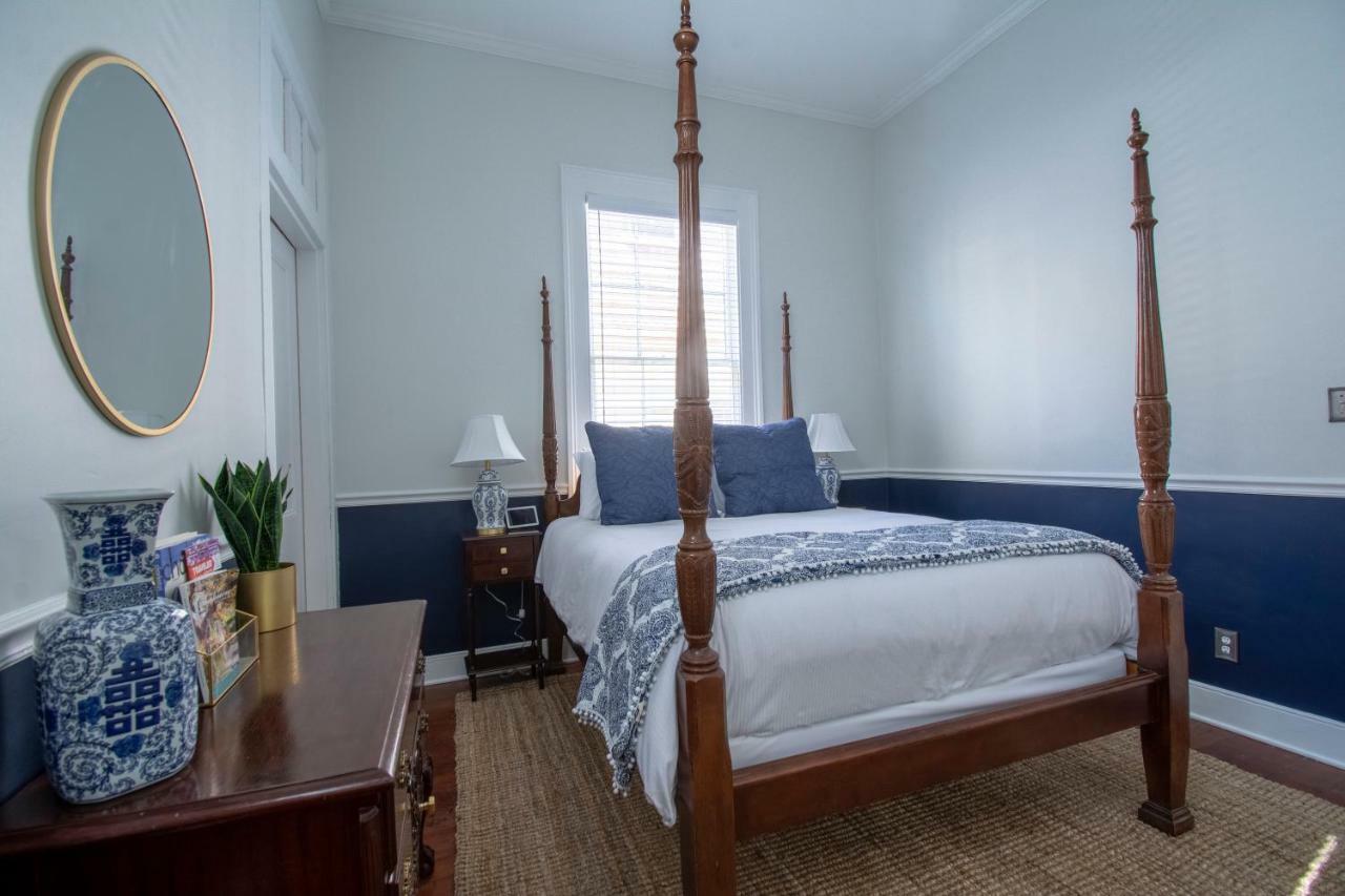 Daybed With Trundle In The Beautiful Ashley Inn 4 Blocks From King St Чарльстон Экстерьер фото
